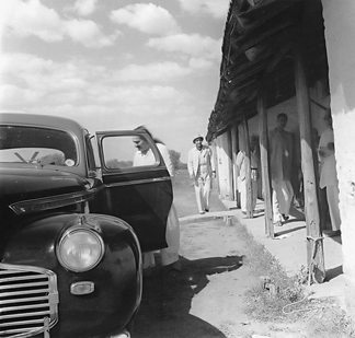 Meher Baba Entering the Car